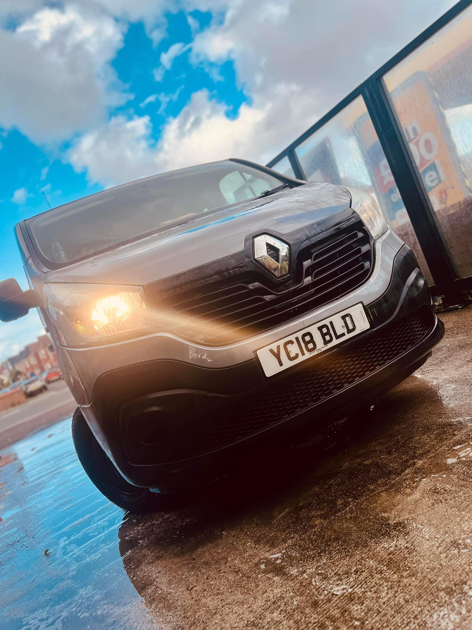 8 seater Renault vehicle